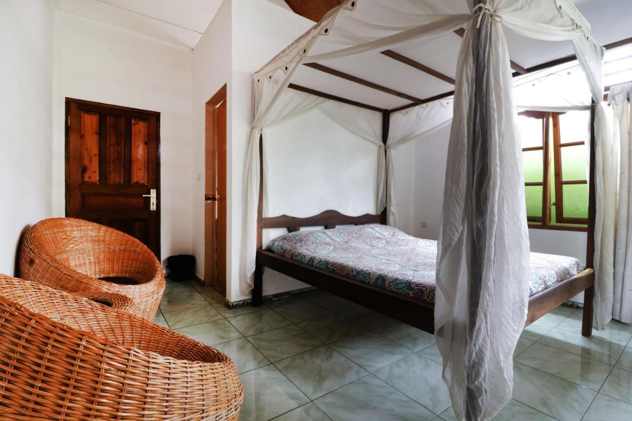 Bagus Bay Homestay Tuktuk Zewnętrze zdjęcie